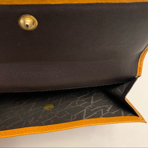 Anne Klein Leather Wallet Mustard Yellow Cute Minimalist Classy simple clutch - Picture 6 of 13